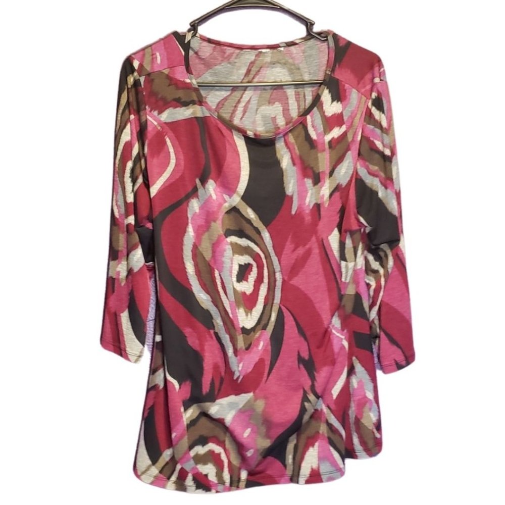 Unknown brand and size lightweight stretchy pink and black longsleeve